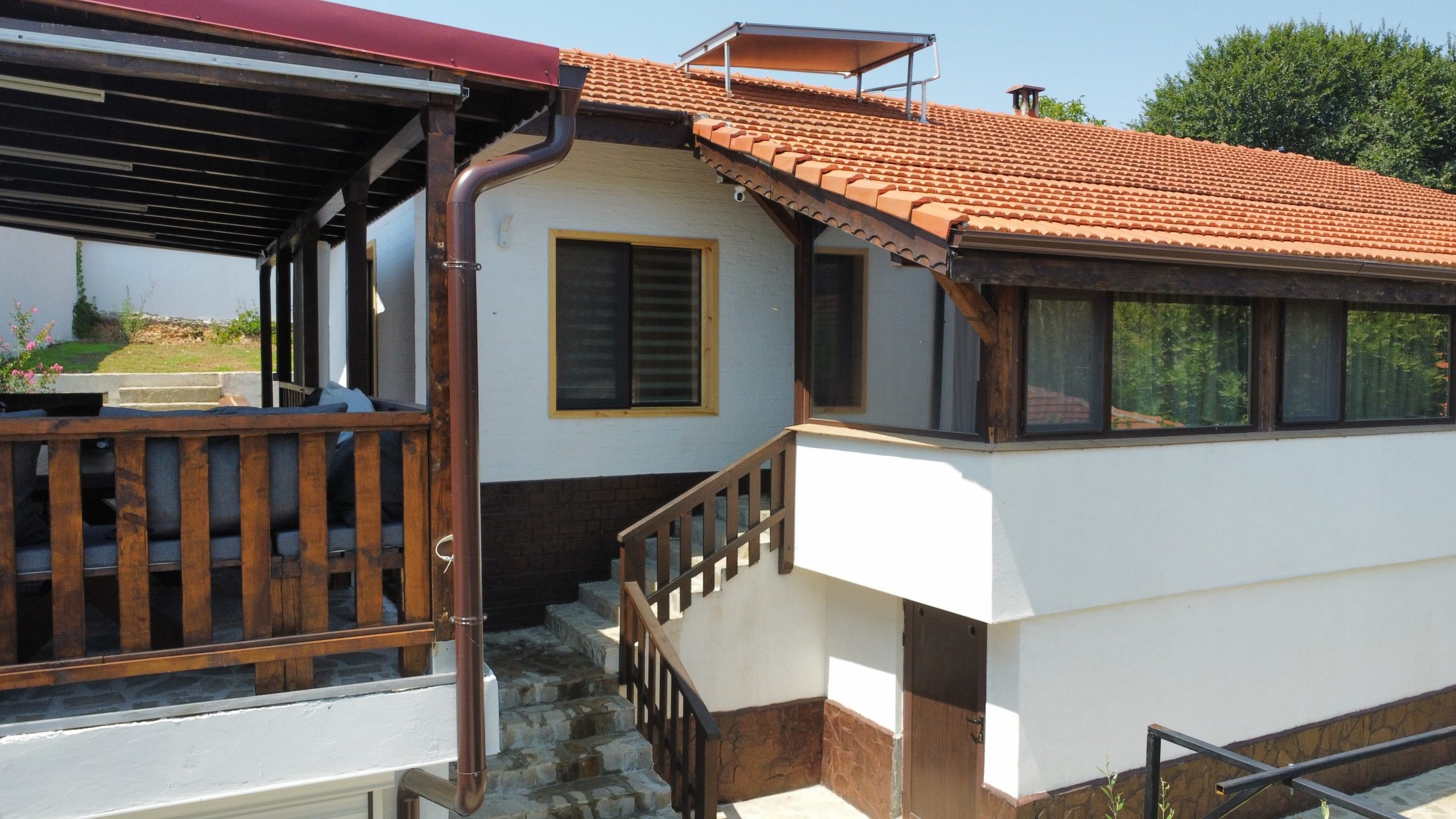 ПРОДАДЕНО – Къща с РЗП – 120 кв.м в гр. Ахтопол